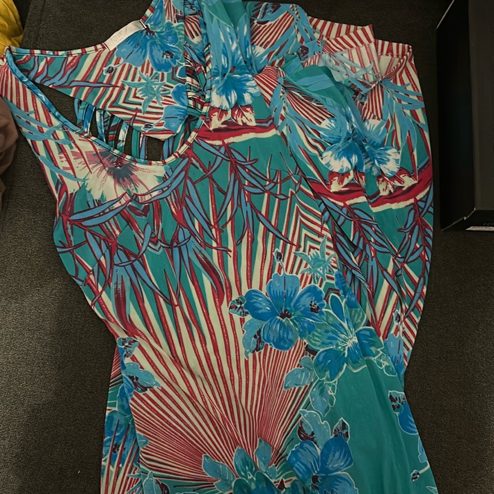 Women’s dress
